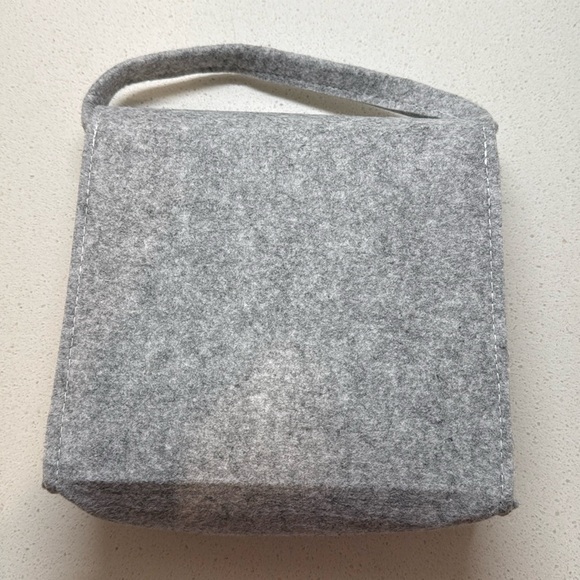 Act+Acre Felt Bag - Picture 2 of 2